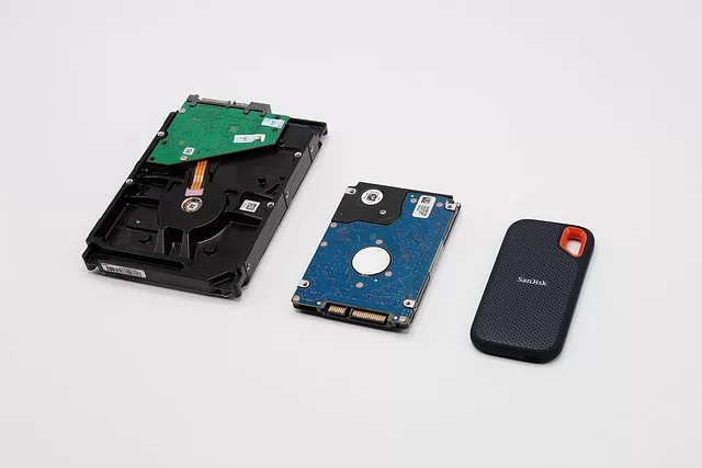 A desktop, laptop, and portable storage unit image