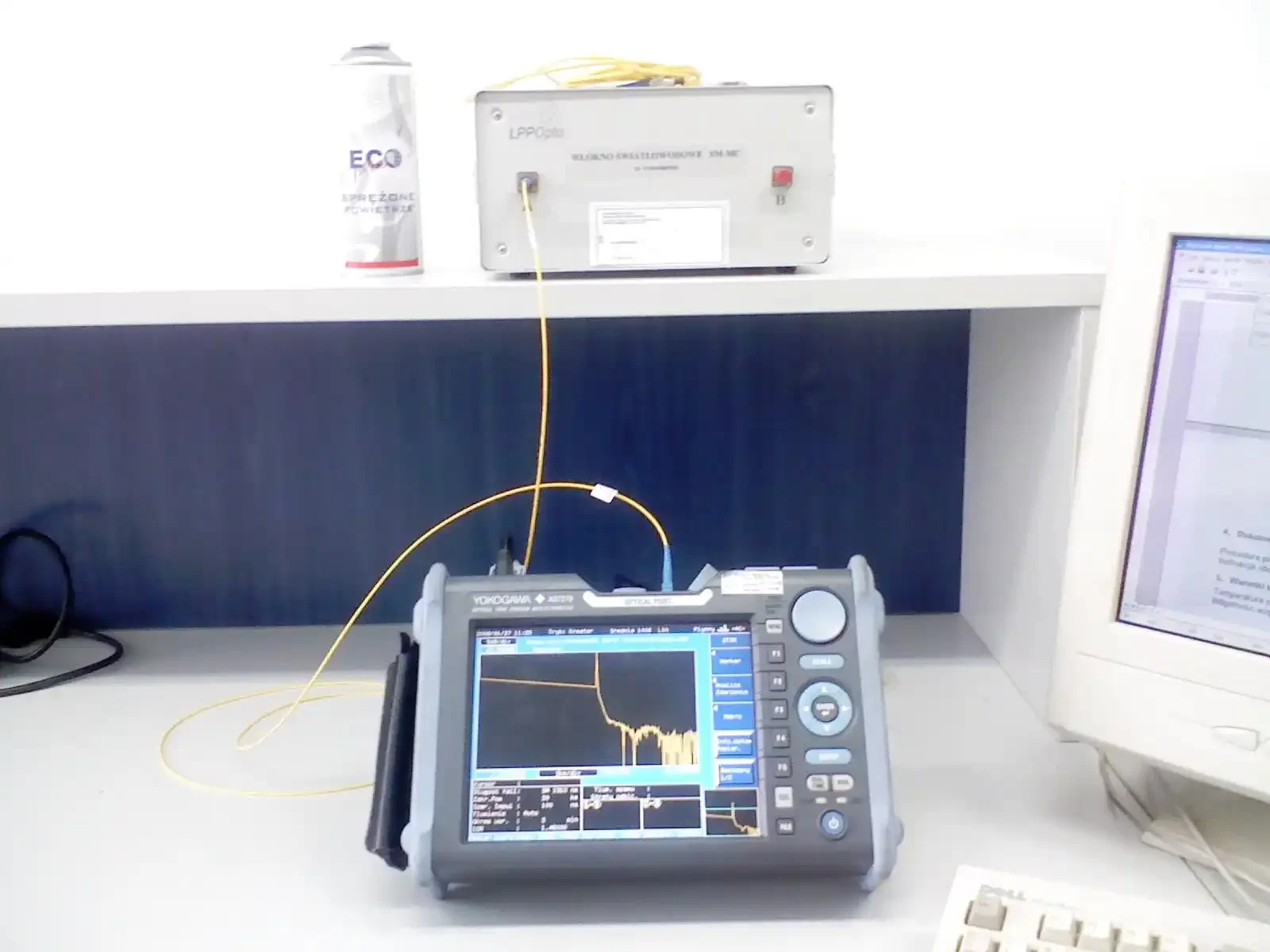 Kablo testi için OTDR cihazı