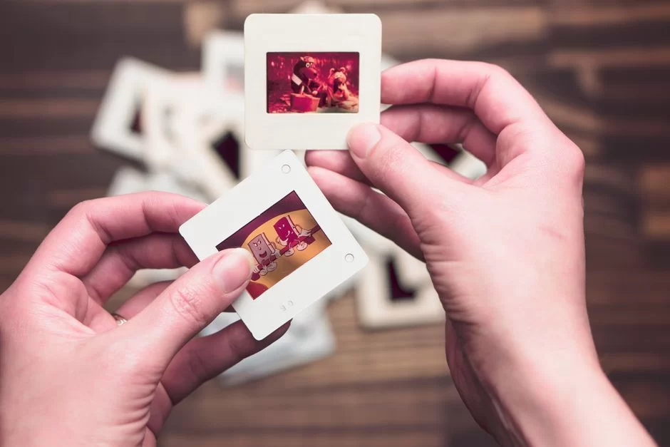 Side-by-side .jpeg and .jpg file icons showing the extension difference