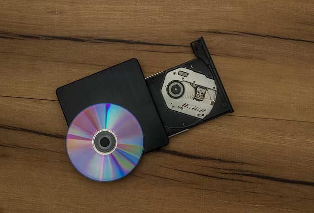 DVD ve okuyucu bileşenleri