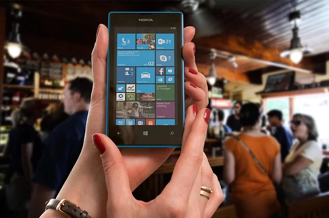Lumia marka Windows Phone akıllı telefonunun yakın çekim görüntüsü