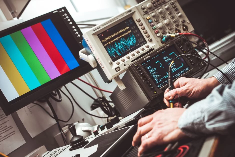 NTSC sinyalinin teknik detaylarını gösteren bir görsel