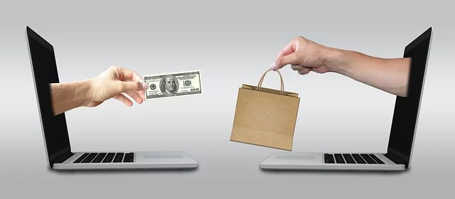 PHP ile geliştirilmiş bir e-ticaret web sitesinin ana sayfa ekran görüntüsü