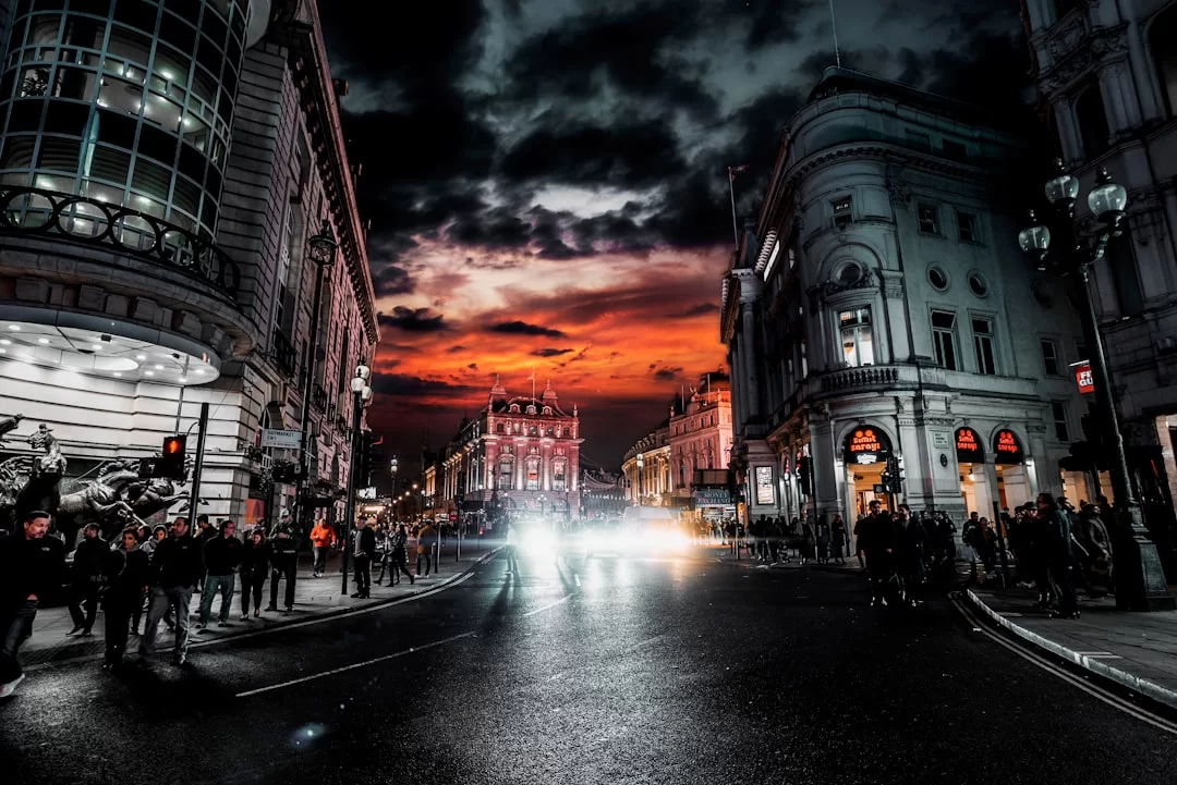Example of PNG file format with HDR support