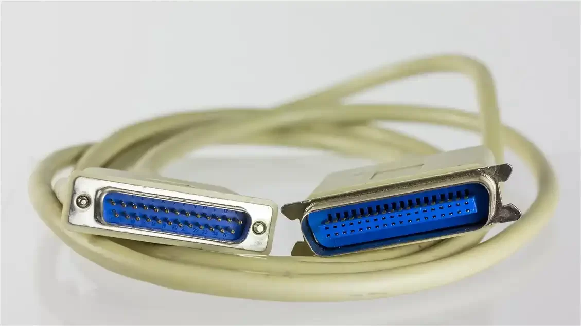 SCSI connector cable