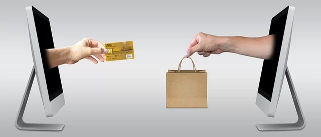 Farklı e-ticaret sistemlerinde entegrasyonunu ve veri akışını gösteren bir grafik